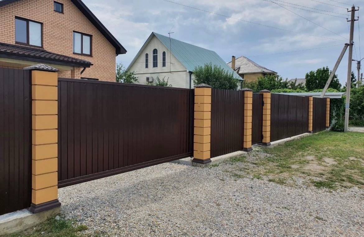 Блок наборный для столбов забора